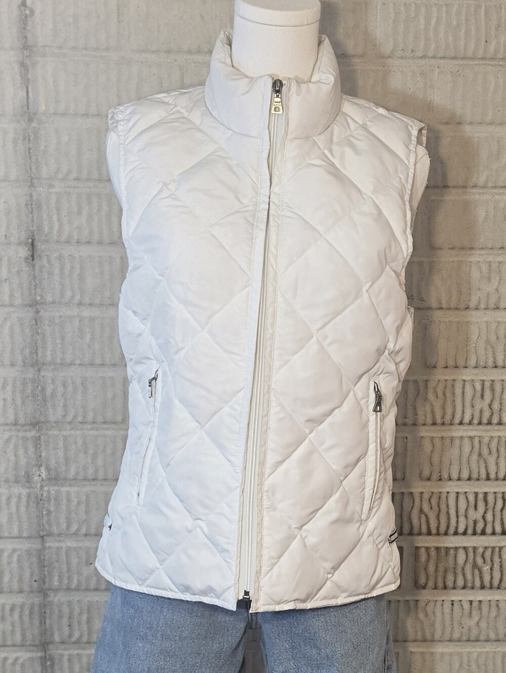 Tommy Hilfiger White Quilted Puffer Vest Medium